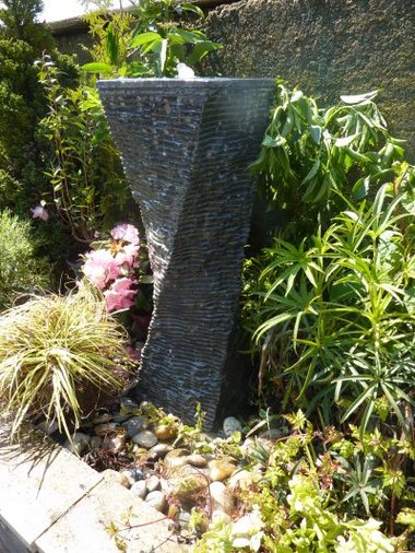 Black Twisted Cascading Column Fountain