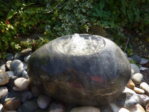 Polished Boulder Fountain - Black