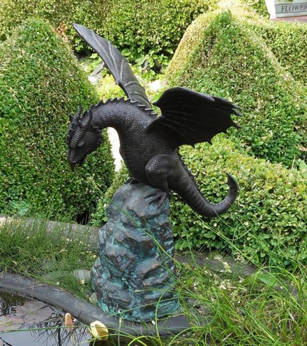 Barrel & Garden Bronze Dragon Statue Fountain