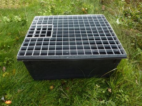 Rectangular Pool + Metal Grid-90L