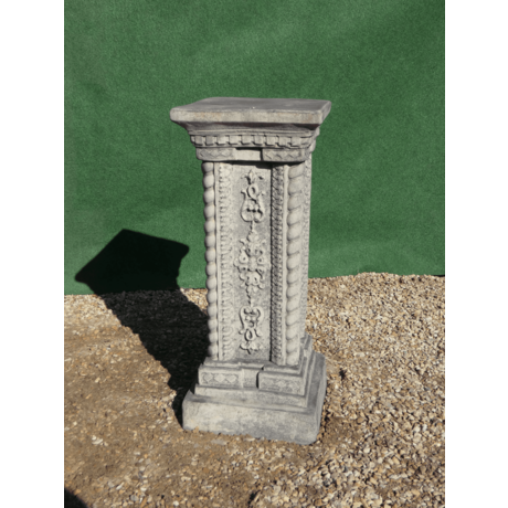 Cotswold Stone venetian Plinth