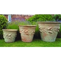 Oak Leaf Pot - Terracotta Finish