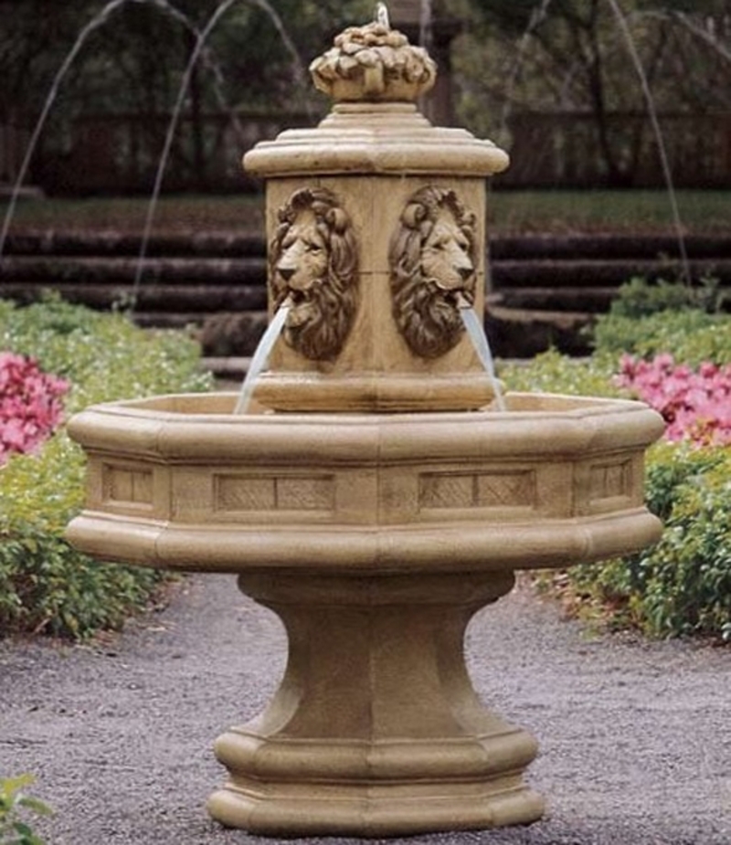 Barrel & Garden :: Classic Lion Fountain