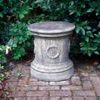 Round Laurel Plinth - Cotswold Stone