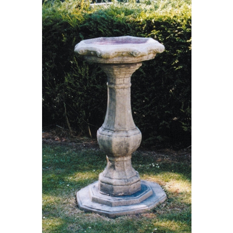 Pedestal Bird Bath Ornate Bowl - Cotswold Stone