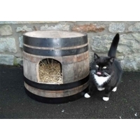 Oak Barrel Kitty Kennel - Rustic