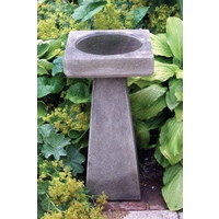 Simple Bird Bath - Cotswold Stone